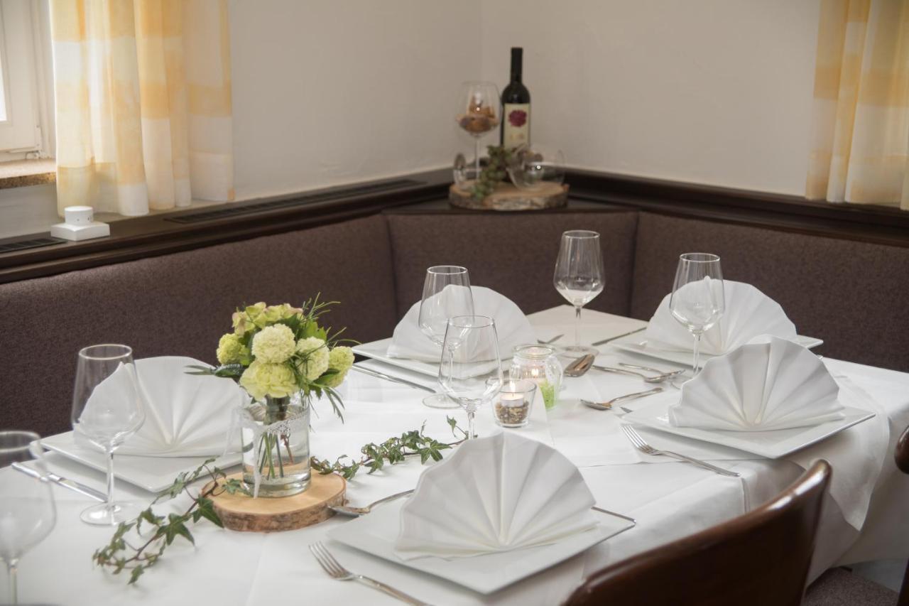 Landgasthof-Hotel Zur Linde Großenlüder Extérieur photo