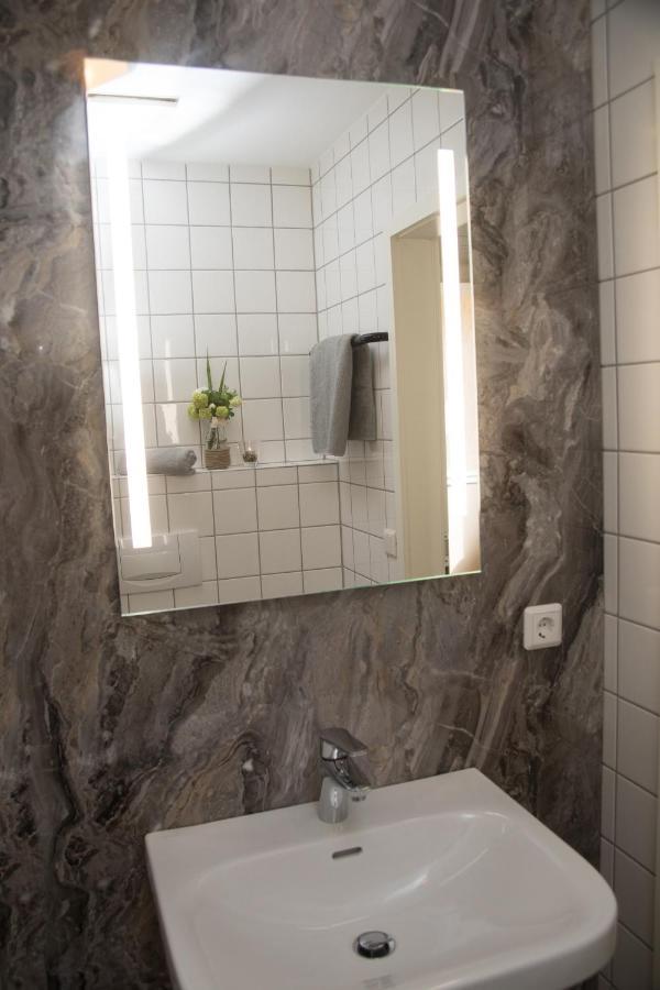 Landgasthof-Hotel Zur Linde Großenlüder Extérieur photo