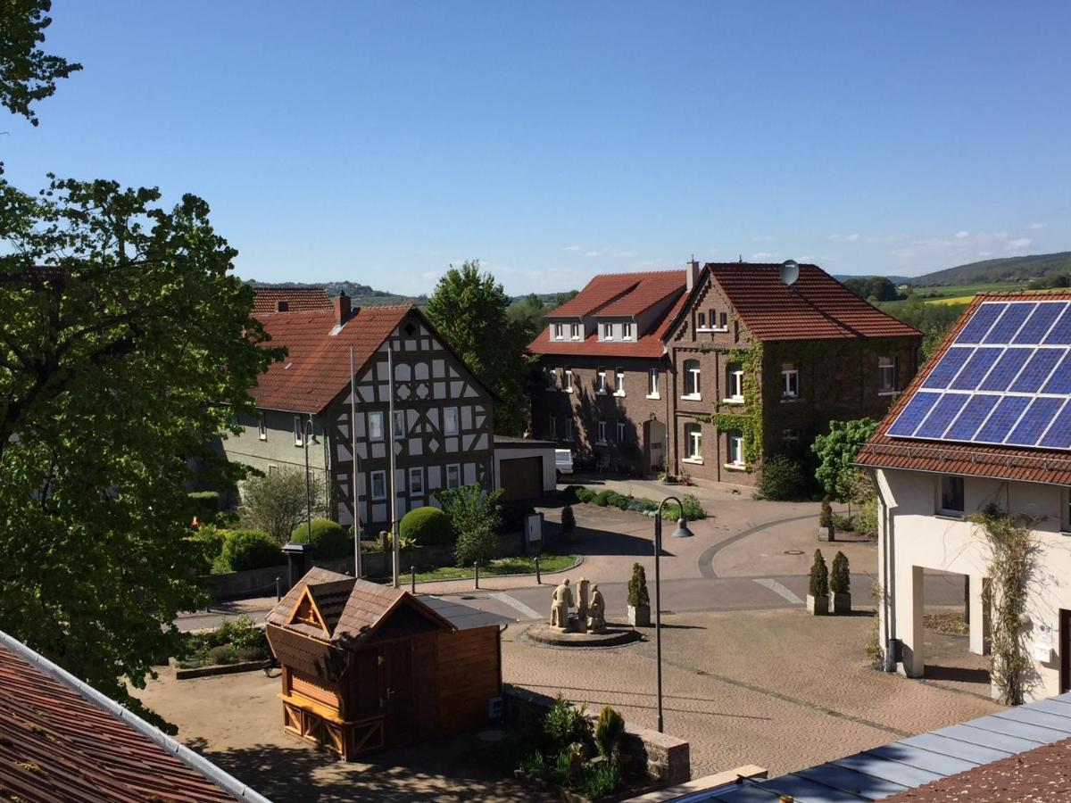 Landgasthof-Hotel Zur Linde Großenlüder Extérieur photo